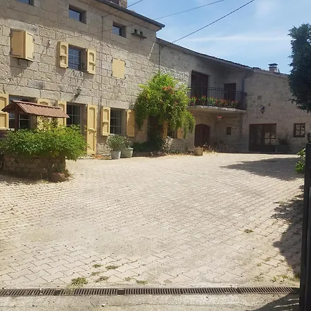 La Maison De Pierre * Lapte